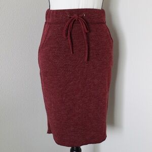 Flecked Burgundy High-Waisted Athleisure Skirt